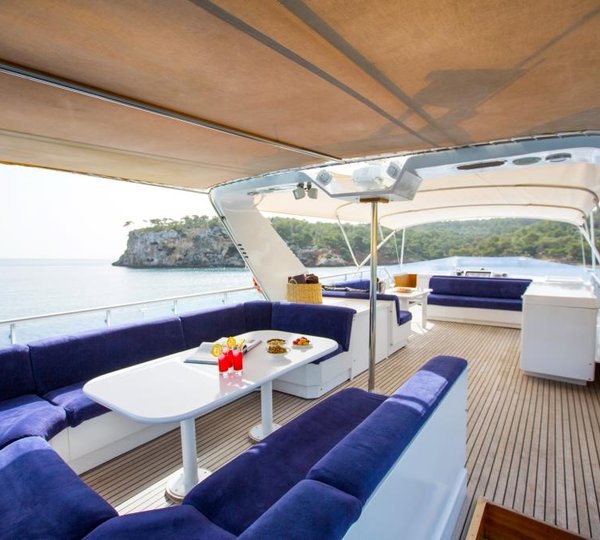 Ace Six Yacht Charter Details, Canados CHARTERWORLD Luxury Superyachts